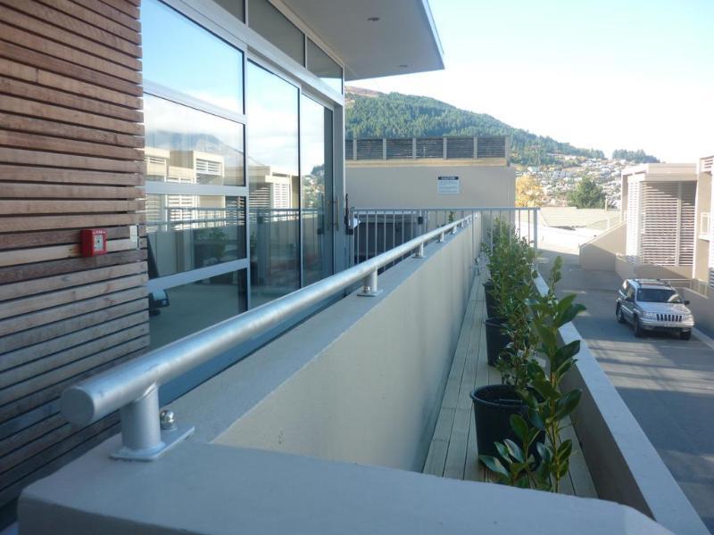 Highview Apartments Квинстаун Экстерьер фото